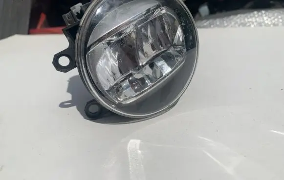 Toyota Land Cruiser (J150) Front fog light