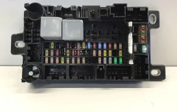 Land Rover Evoque II BSM Control unit M8D214A073BA