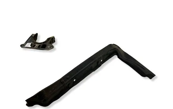 Audi A4 S4 B8 8K Fender end trim 8K0821112A