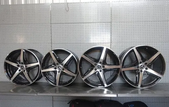 Mercedes-Benz AMG GT R190 C190 R19 alloy rim A1904010100 A1904010200