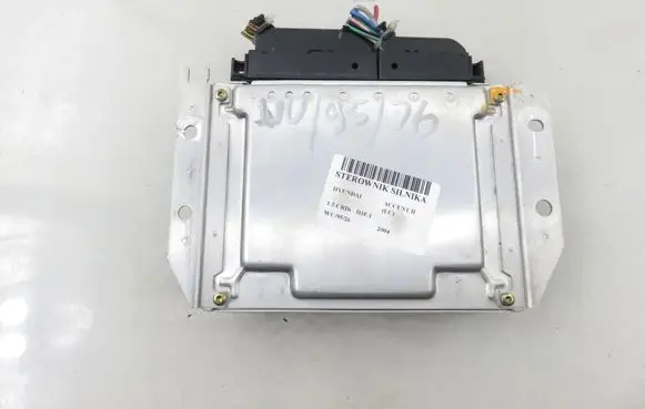 Hyundai Accent Engine control unit/module 3910127512 0281011811