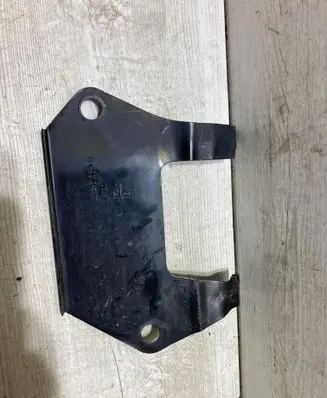 Other engine bay part