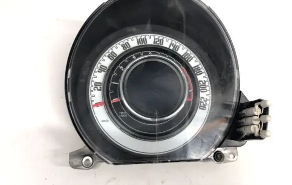Speedometer (instrument cluster)