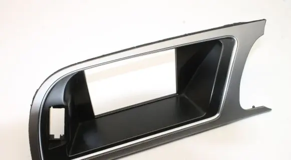 Audi A5 Sportback 8TA Radio/GPS head unit trim 8T2857185