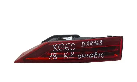Tailgate rear/tail lights