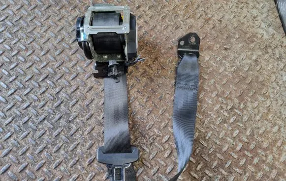 Ford Escape IV Rear seatbelt LJ6BS611B68 LJ6BS611B68AD3JA6