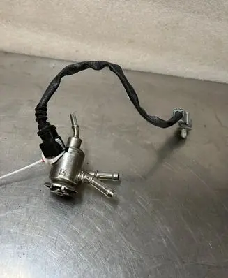 Renault Trafic III (X82) AdBlue injector A3C0064880000