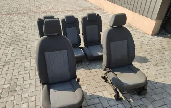 Ford C-MAX I Seat set 