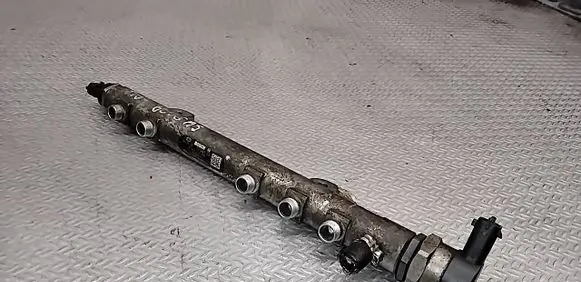 Opel Meriva A Fuel main line pipe 0445214086 0281002507