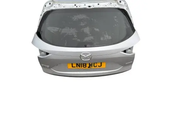 Mazda CX-5 II Tailgate/trunk/boot lid