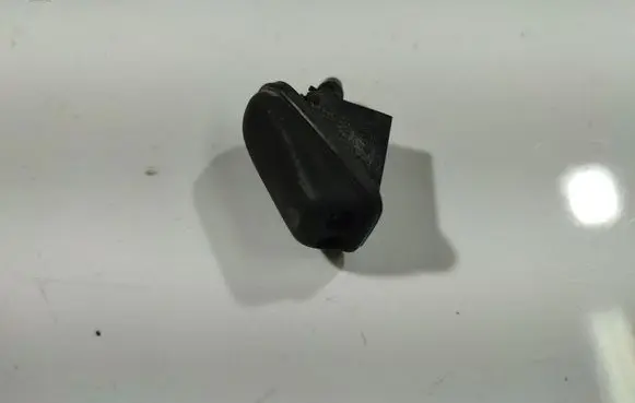 Ford Fiesta Windshield washer spray nozzle 