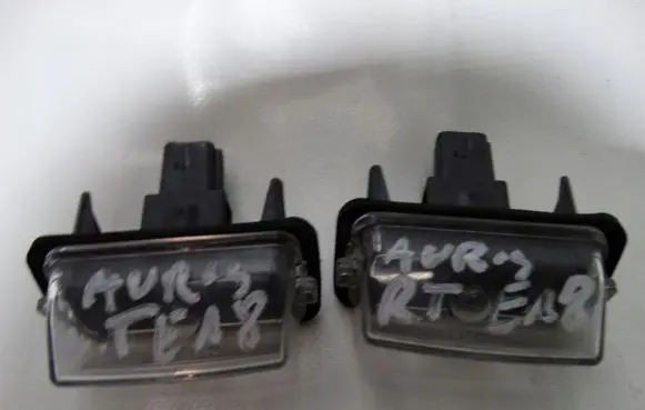 Toyota Auris E180 Number plate light 812710D120