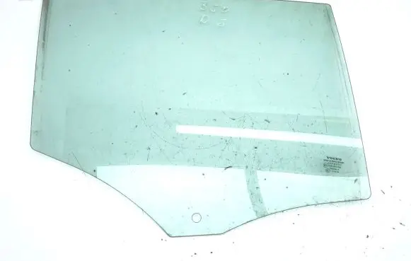 Rear door window glass