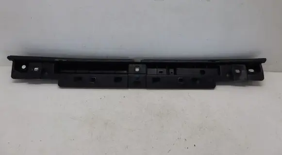 Toyota Proace Rear bumper mounting bracket 9811088680