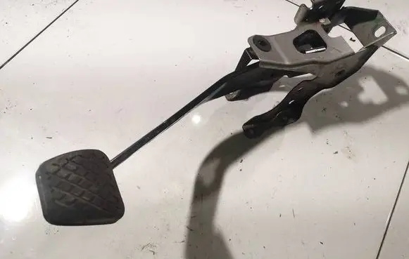 Honda Civic Clutch pedal 