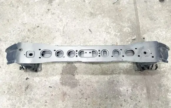 Ford Grand C-MAX Front bumper cross member