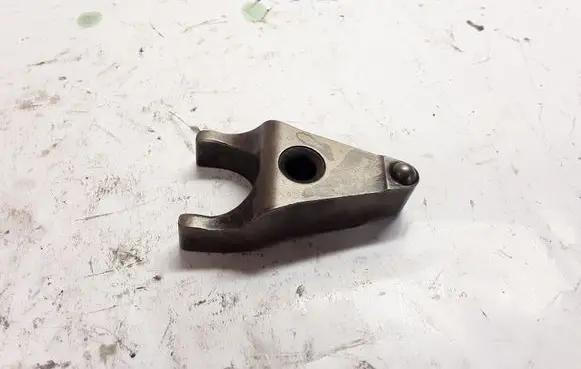 Toyota Corolla Verso E121 Fuel Injector clamp holder NOCODE