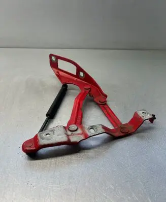Audi TT Mk1 Front bonnet/hood damper/strut 8N0823359