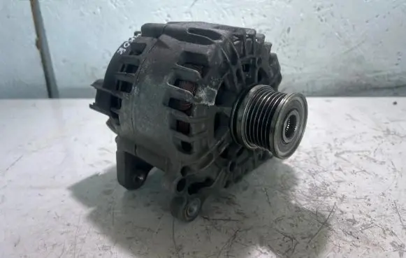 Volkswagen Amarok Generator/alternator 03L903024S 315070741 2620766B