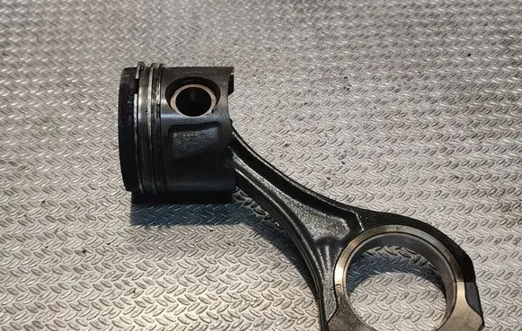 Mercedes-Benz Sprinter W906 Piston with connecting rod 8370 1300041