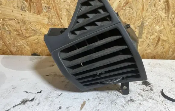 Mercedes-Benz S W220 Dash center air vent grill 2208300154