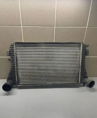 Volkswagen PASSAT B6 Intercooler radiator 3C0121345AP