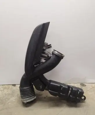 Dodge Durango III Intake resonator 68251622AD