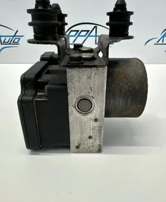 Volkswagen Golf V ABS Pump 1K0907379N 00005793E6 10097003133