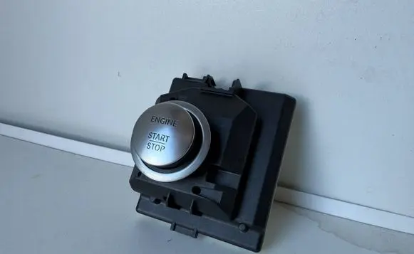 Mercedes-Benz S W222 Ignition lock a2229009911 33325401