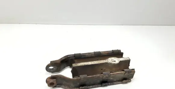 Volvo XC60 Engine mount bracket 31262935