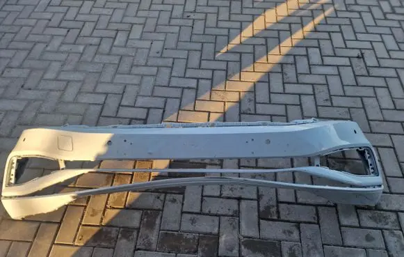 Volkswagen PASSAT B8 Front bumper 3G0807221E