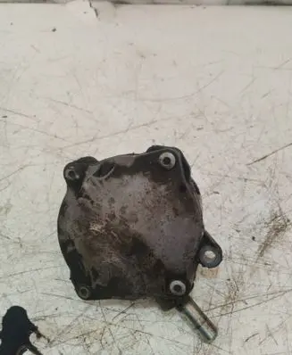 Mercedes-Benz C W204 Vacuum pump A64623003