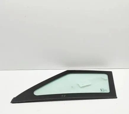 Iveco Daily 6th gen Front door vent window glass four-door 5801537828 43R00048