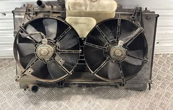 Mazda 6 Radiator set 