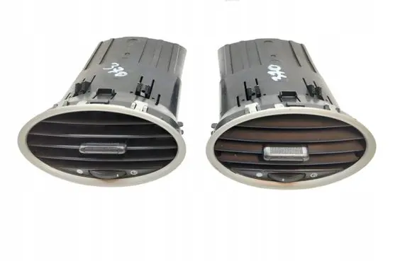 Ford Focus Dashboard air vent grill cover trim 