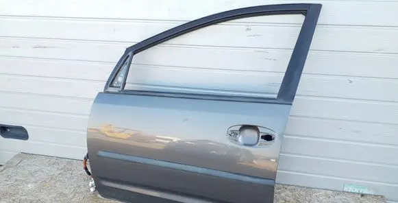 Toyota Prius (XW20) Front door