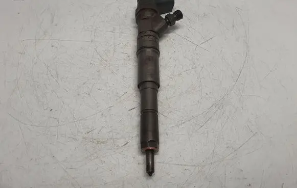 BMW 5 E60 E61 Fuel injector 7794652 13537794652 0445110212