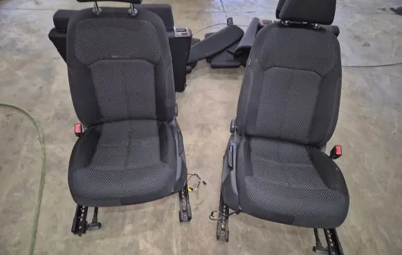 Volkswagen PASSAT B7 Seat set NOCODE