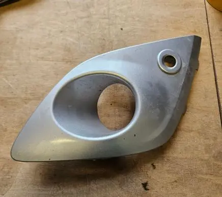 Renault Scenic III - Grand scenic III Front fog light trim/grill 261570001R
