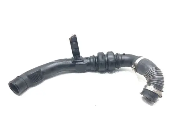 Air intake hose/pipe