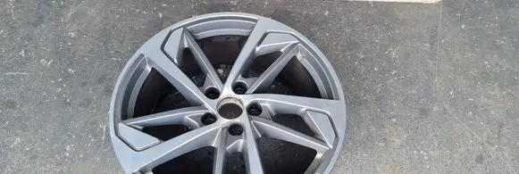 R19 alloy rim