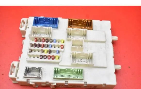 Volvo V40 Fuse box set 31394963