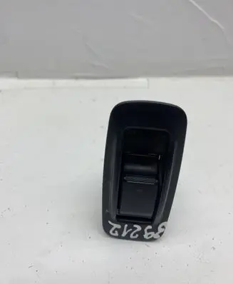 Toyota Corolla Verso E121 Electric window control switch 848010F030 848100F010