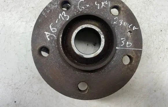 Audi A6 S6 C7 4G Rear wheel hub