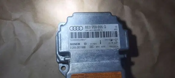 Audi A4 S4 B6 8E 8H Airbag control unit/module 8E0959655G