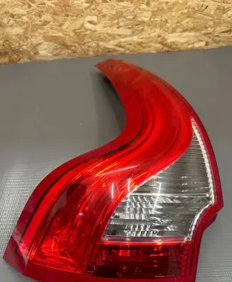 Volvo XC60 Rear/tail lights L90007892