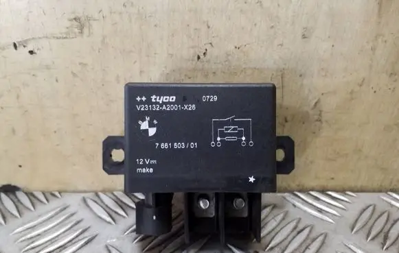 BMW X5 E70 Coolant fan relay 7661503