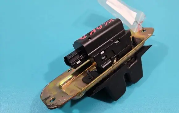 Renault Espace IV Tailgate/trunk/boot lock/catch/latch 8200090483F IMPRK1388785