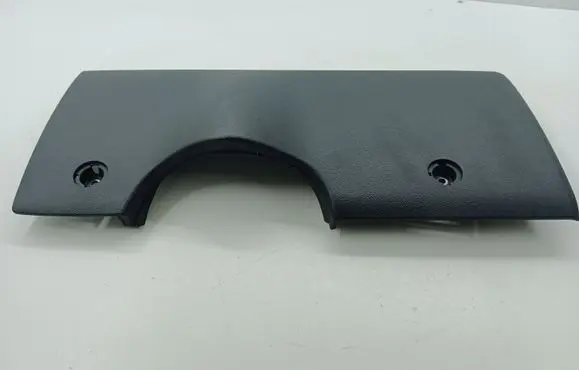 Saab 9-7X Dashboard lower bottom trim panel 151312182 15283344
