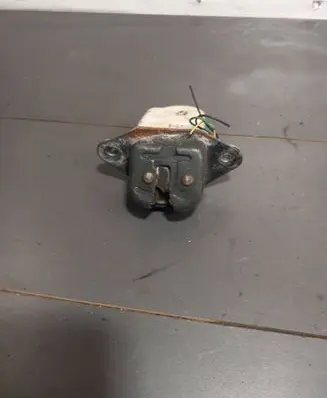 Subaru Forester SH Tailgate lock latch 
